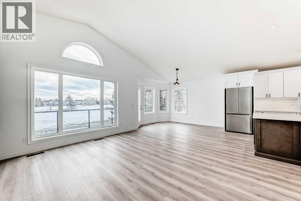 228 WOODSIDE CRESCENT NORTHWEST Image 16