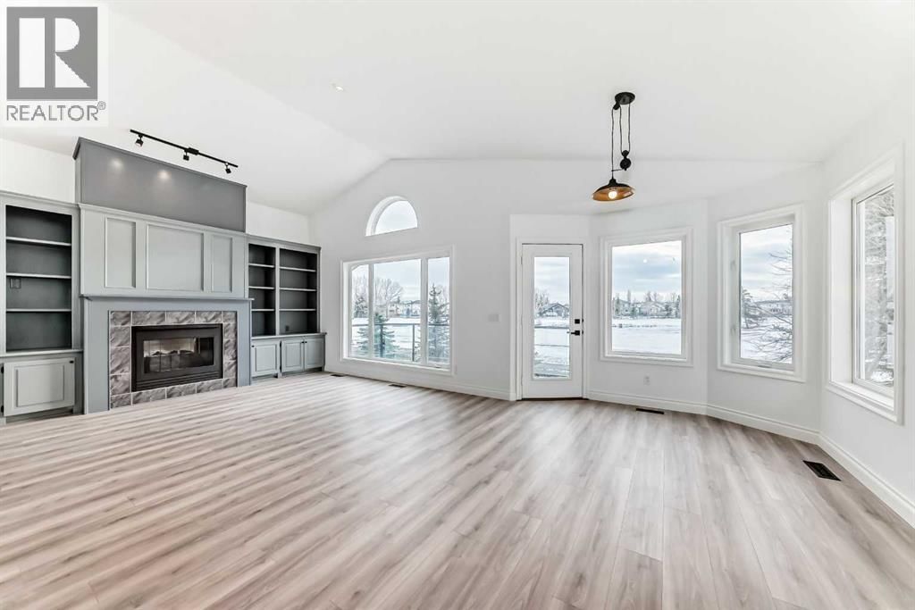 228 WOODSIDE CRESCENT NORTHWEST Image 21