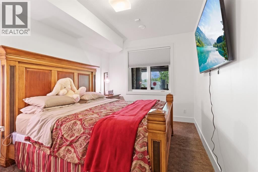 57 LAZARO CLOSE Image 41