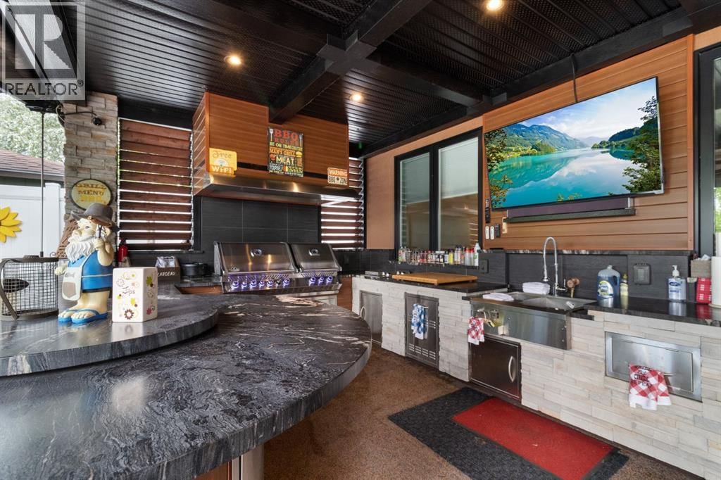 57 LAZARO CLOSE Image 46