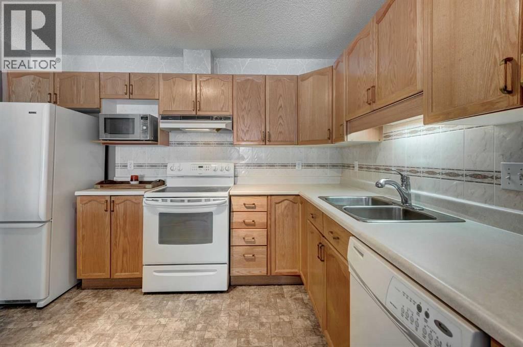 1209 SIENNA PARK GREEN SOUTHWEST Image 13