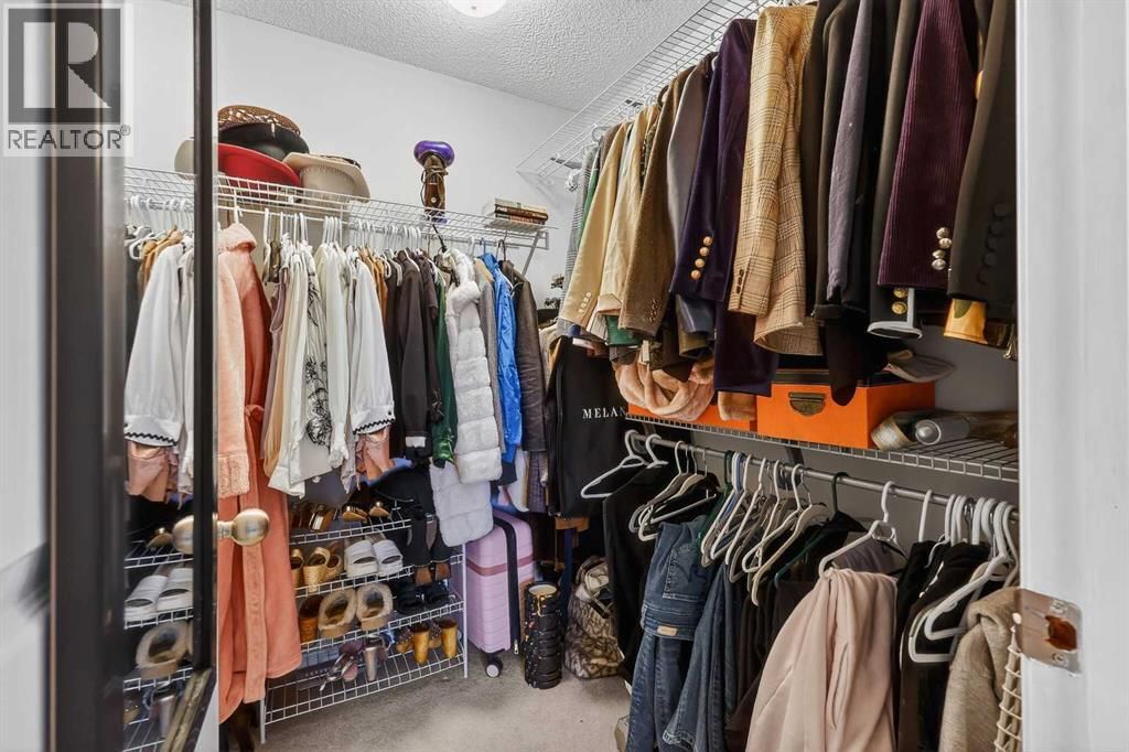 201 AUTUMN CIRCLE SOUTHEAST Image 22