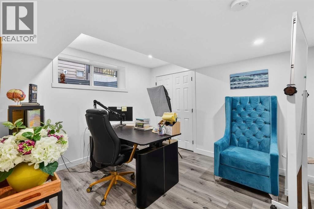 201 AUTUMN CIRCLE SOUTHEAST Image 31