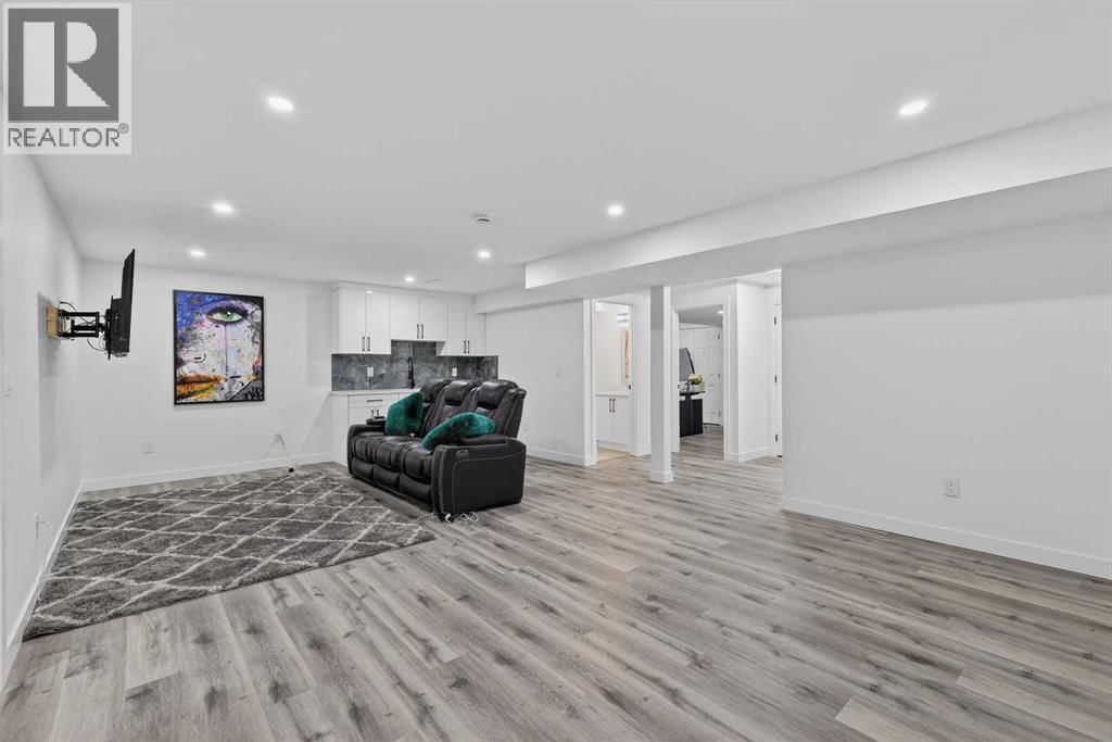 201 AUTUMN CIRCLE SOUTHEAST Image 34