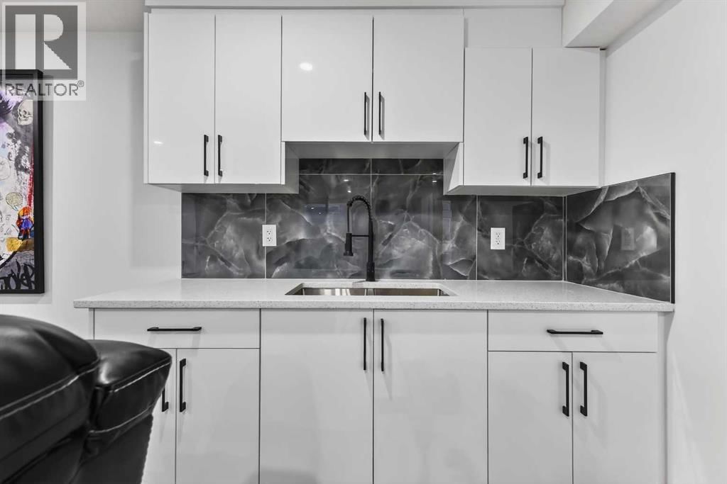 201 AUTUMN CIRCLE SOUTHEAST Image 36