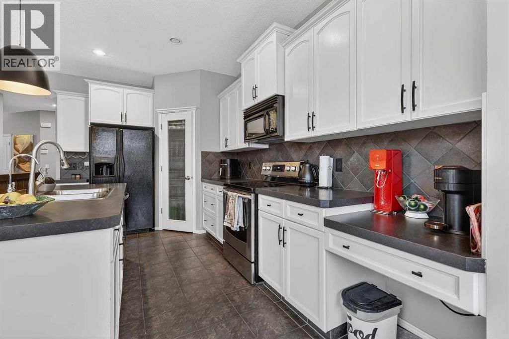 201 AUTUMN CIRCLE SOUTHEAST Image 46