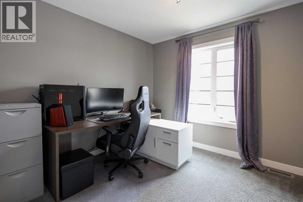 112 EASTPOINTE DRIVE Image 25