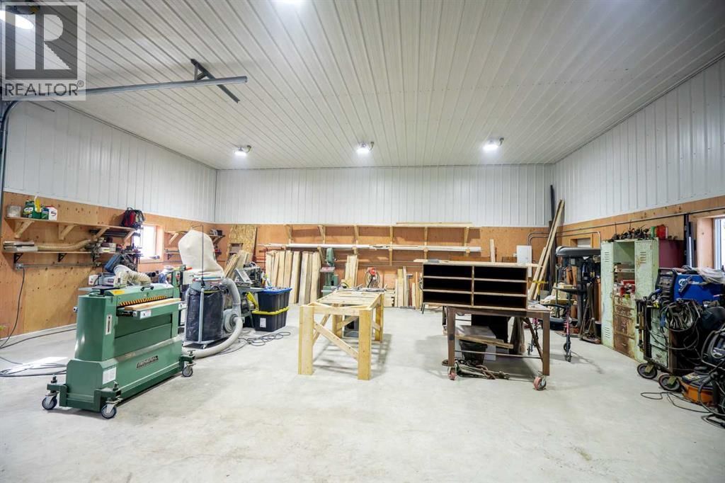 42 RANGE ROAD RANGE Image 11