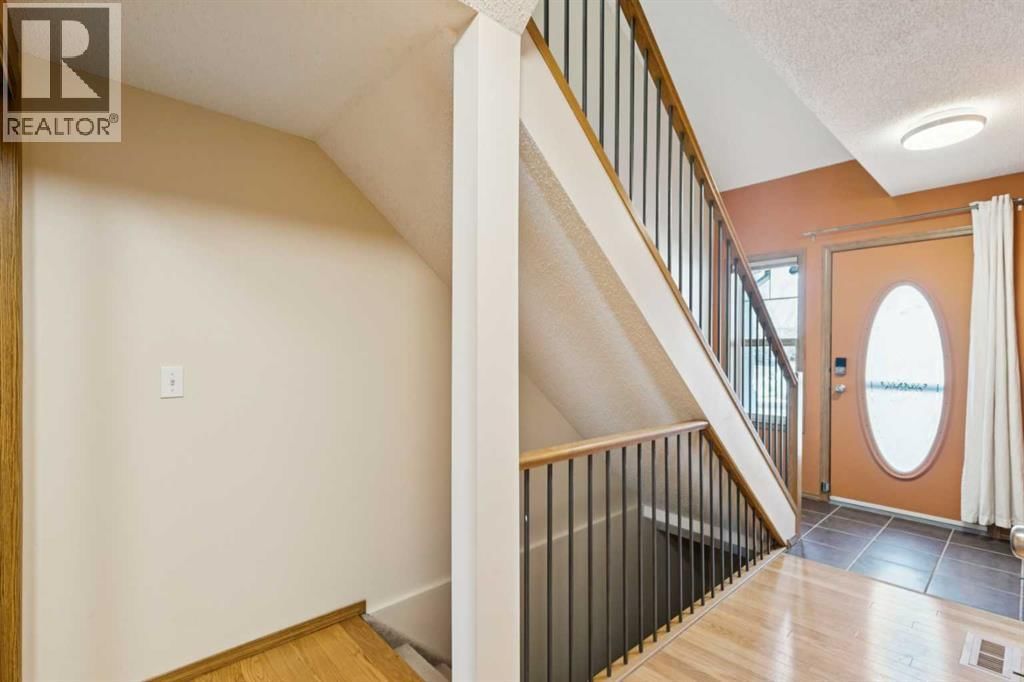 39 Country Village Circle property photo