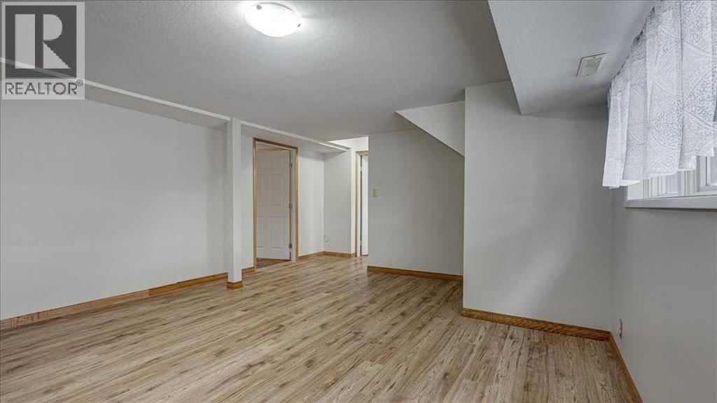 19 BETTENSON STREET Image 22