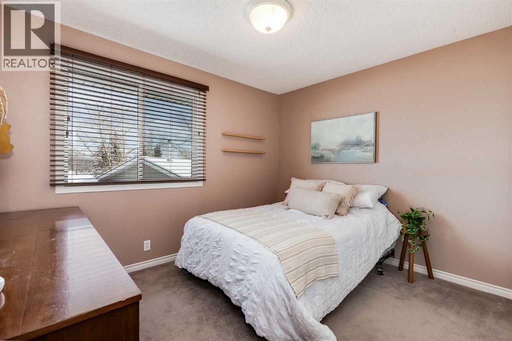 240 SUMMERWOOD PLACE SOUTHEAST Image 18