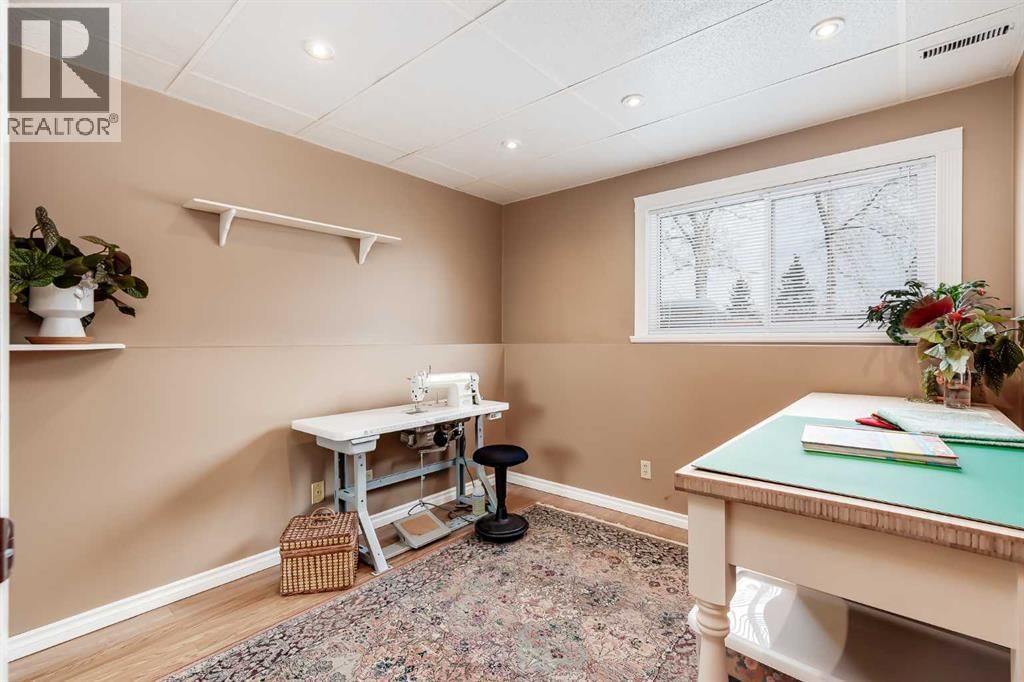 240 SUMMERWOOD PLACE SOUTHEAST Image 26