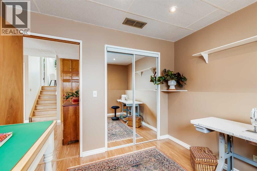 240 SUMMERWOOD PLACE SOUTHEAST Image 27