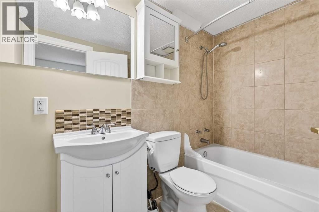 111 SANDERLING RISE NORTHWEST Image 34