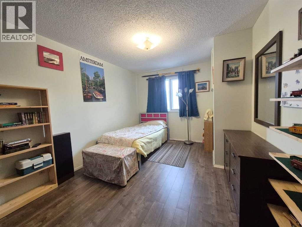 5321 43 STREET Image 22