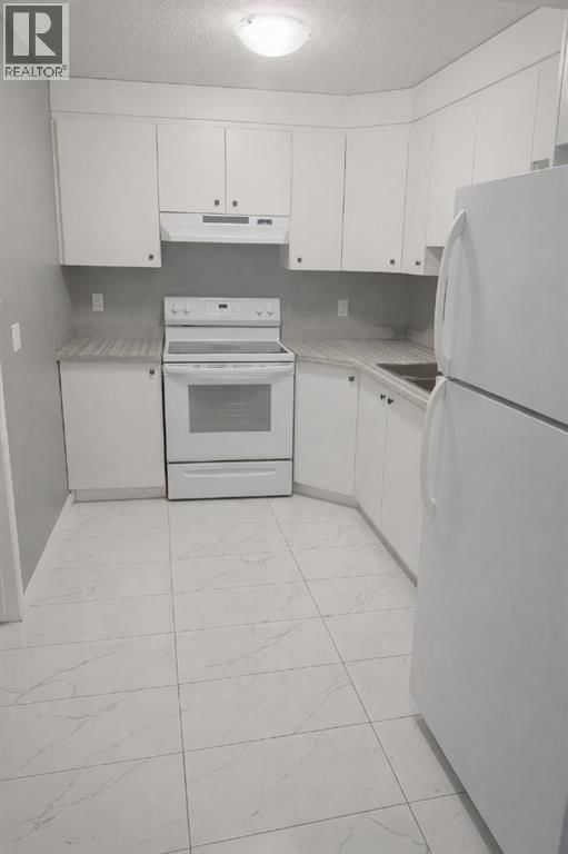 749 MARTINDALE BOULEVARD NORTHEAST Image 24