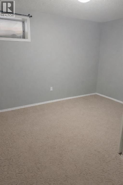 749 MARTINDALE BOULEVARD NORTHEAST Image 26