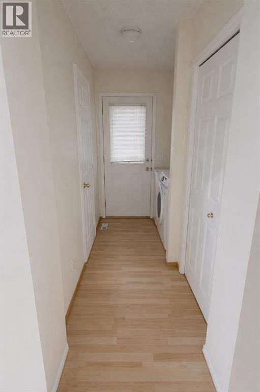 749 MARTINDALE BOULEVARD NORTHEAST Image 5