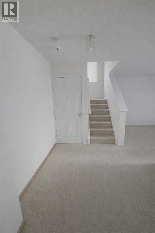 749 MARTINDALE BOULEVARD NORTHEAST Image 9