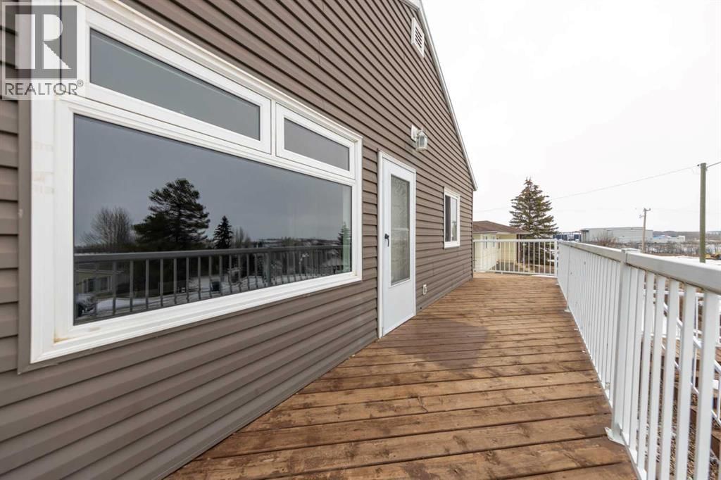 4810 50 AVENUE Image 28