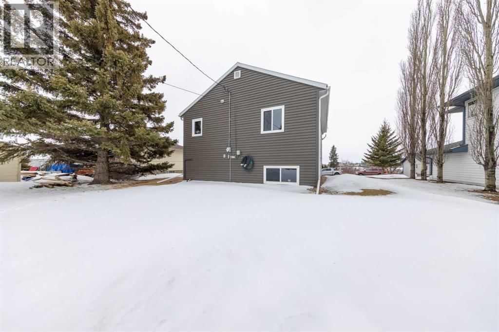 4810 50 AVENUE Image 31