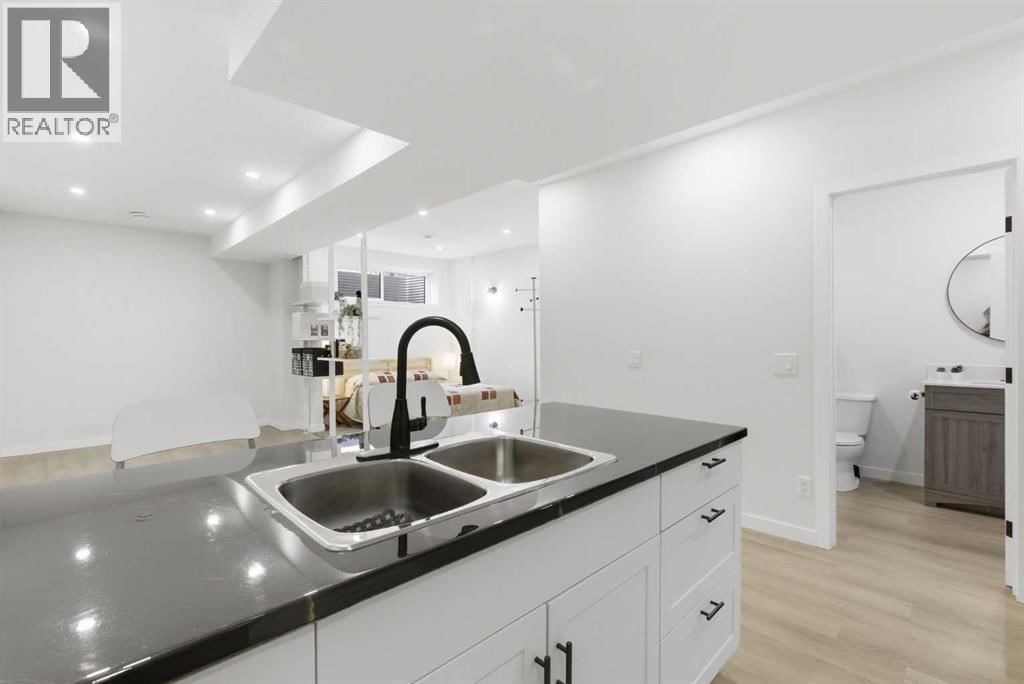 20549 MAIN STREET SOUTHEAST Image 33