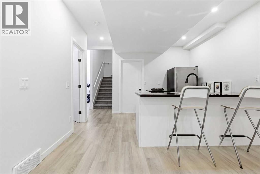 20549 MAIN STREET SOUTHEAST Image 34