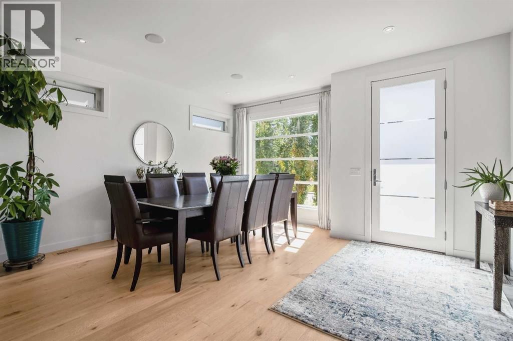 2136 53 AVENUE SOUTHWEST Image 11