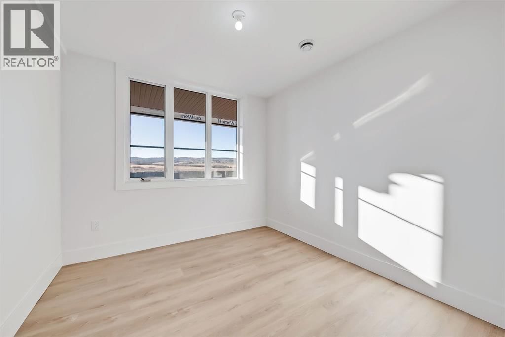 85045 169 AVENUE WEST Image 43