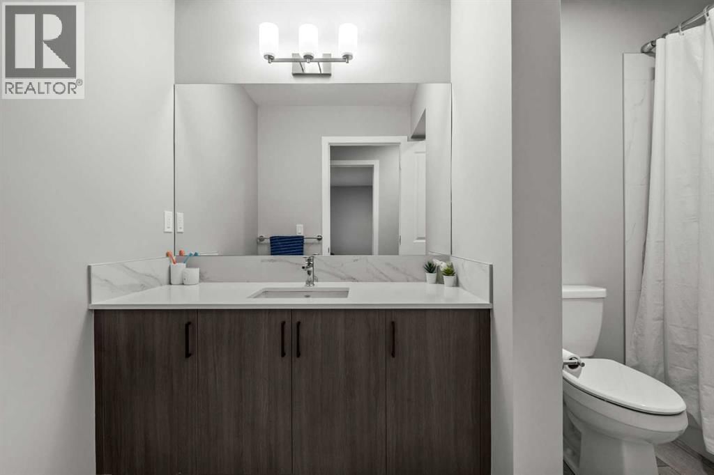 243 SILVER SPRUCE GROVE SOUTHWEST Image 29