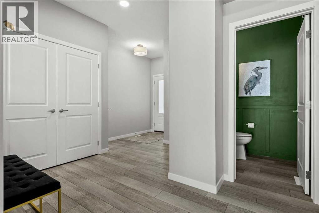 243 SILVER SPRUCE GROVE SOUTHWEST Image 4