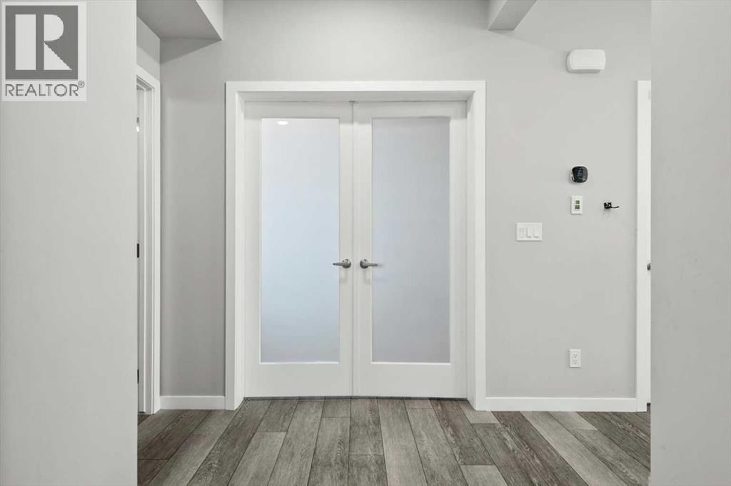 243 SILVER SPRUCE GROVE SOUTHWEST Image 6