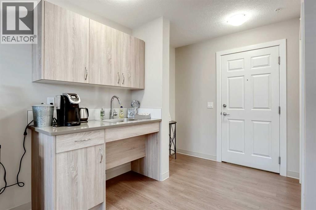 2635 Eversyde Avenue property photo
