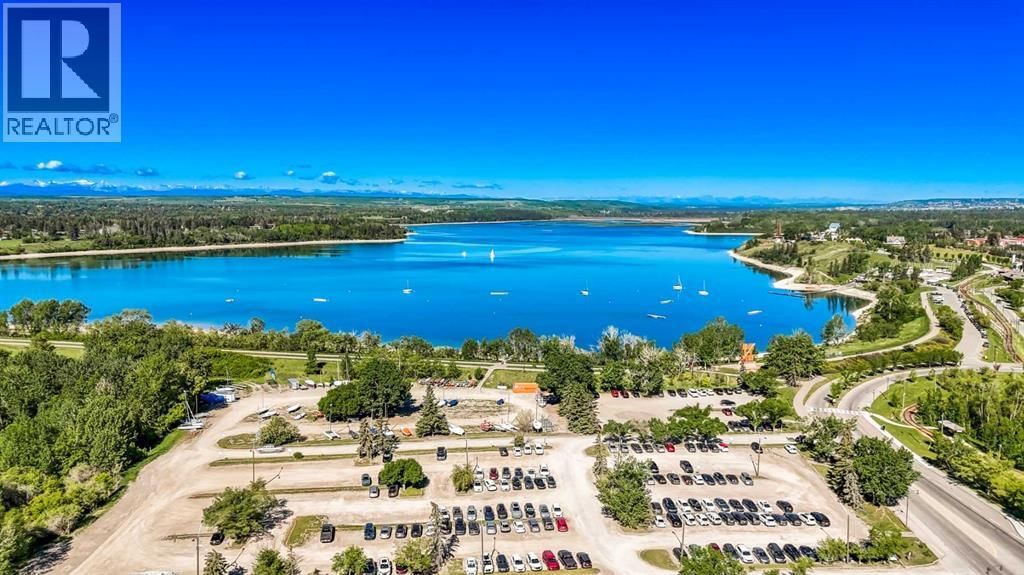 8327 11 STREET SOUTHWEST Image 34