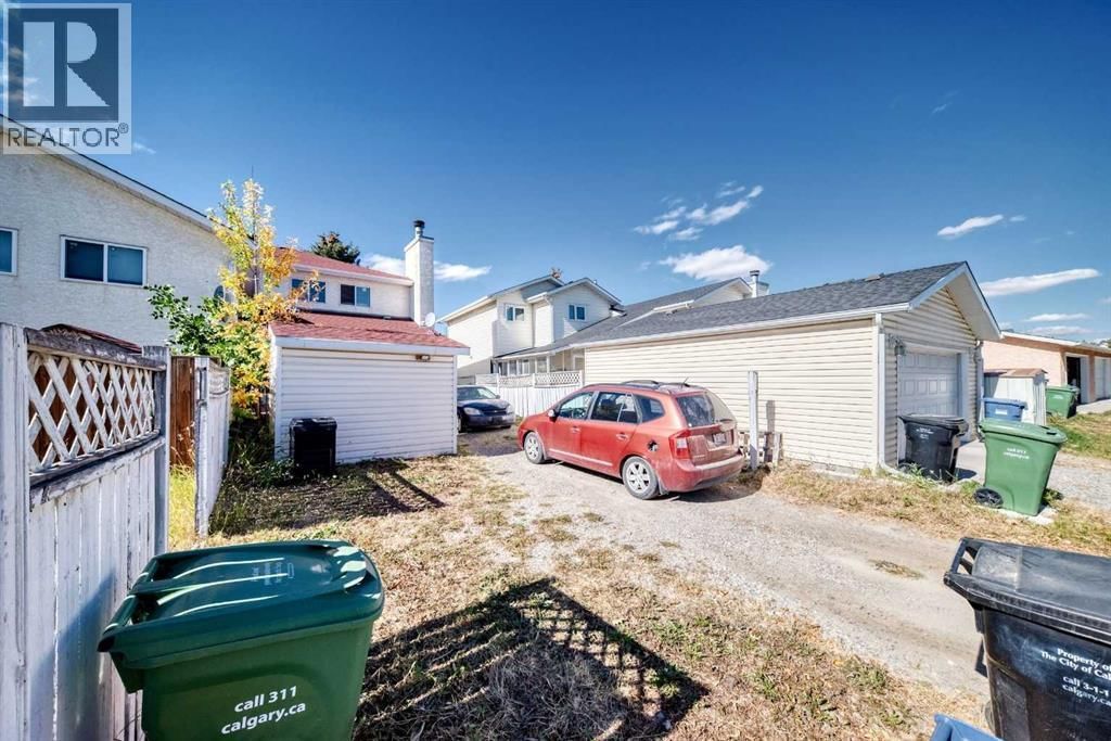 3315 CATALINA BOULEVARD NORTHEAST Image 41