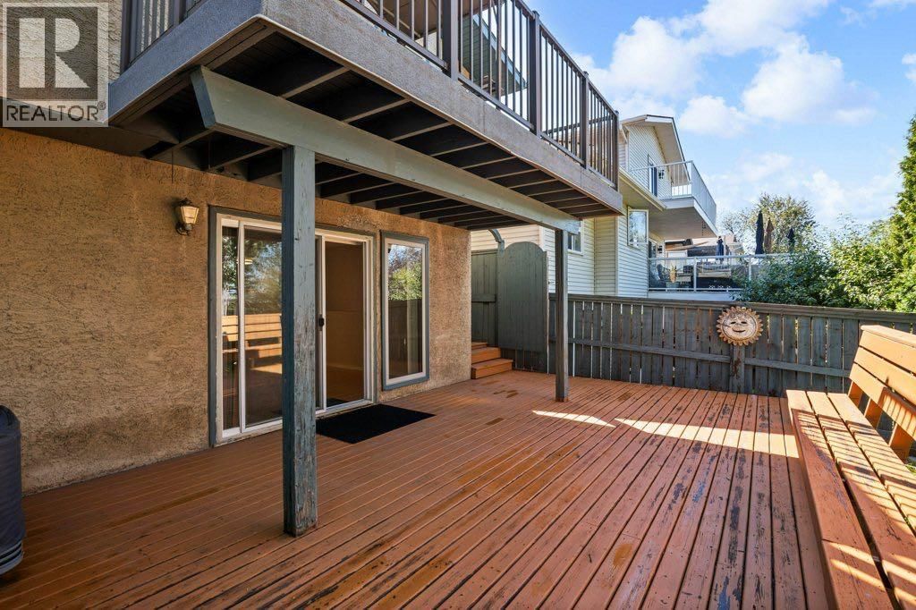 153 MCKINNON CRESCENT NORTHEAST Image 28