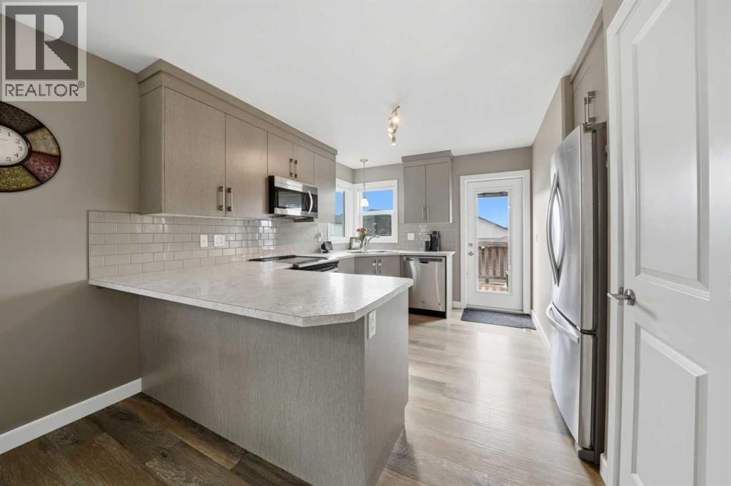 226 LIVINGSTON CLOSE Image 2