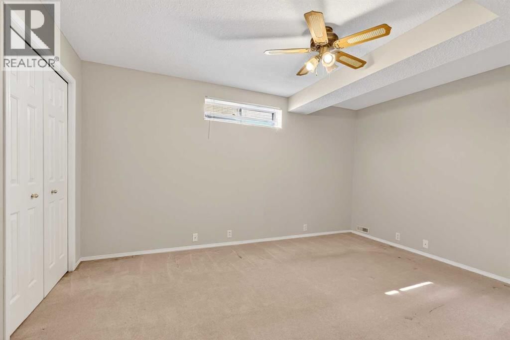 711 DIAMOND COURT SOUTHEAST Image 44