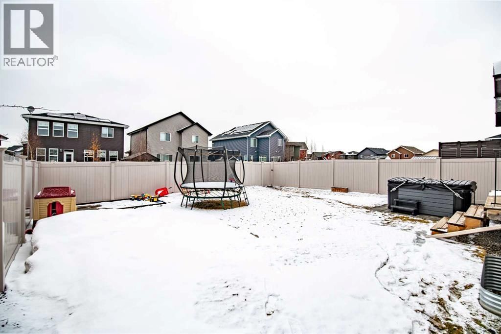 22 CARIBOU CRESCENT Image 11