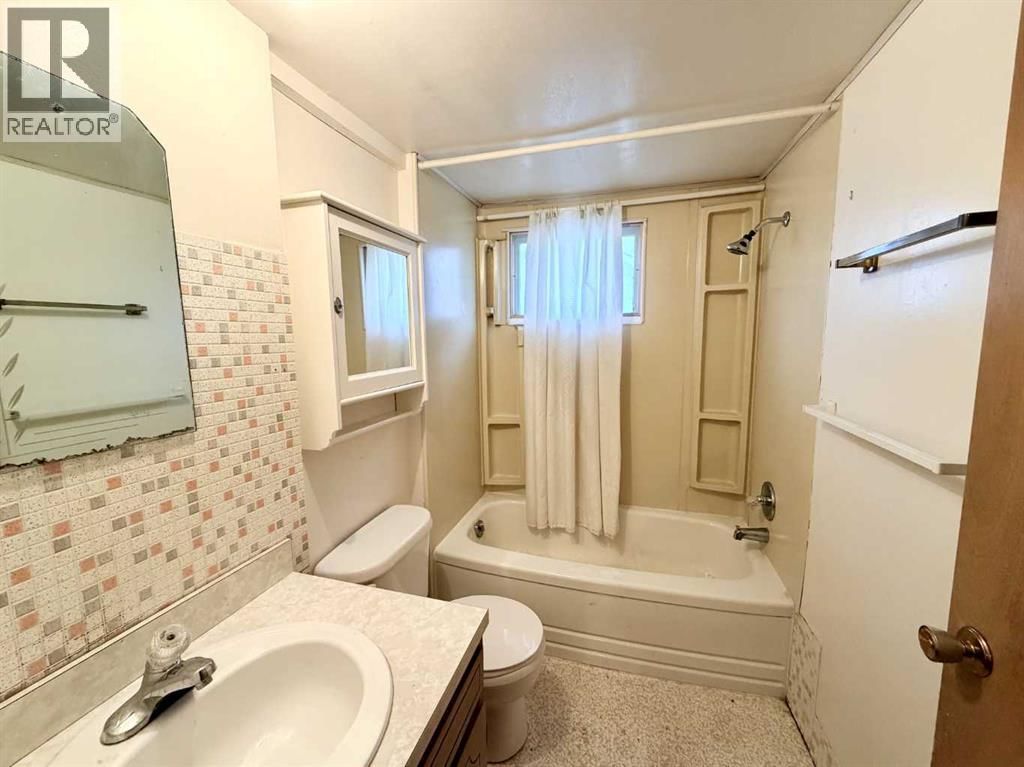 122 TROCHU AVENUE Image 7