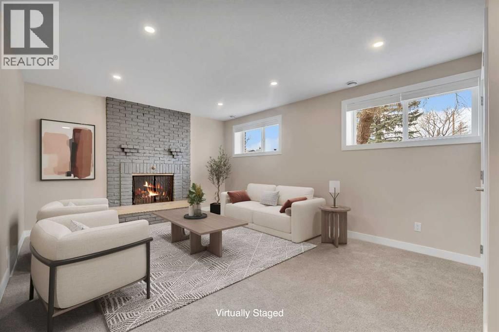 221 MADEIRA CRESCENT NORTHEAST Image 25