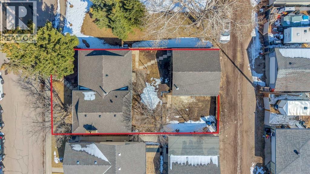 221 MADEIRA CRESCENT NORTHEAST Image 45