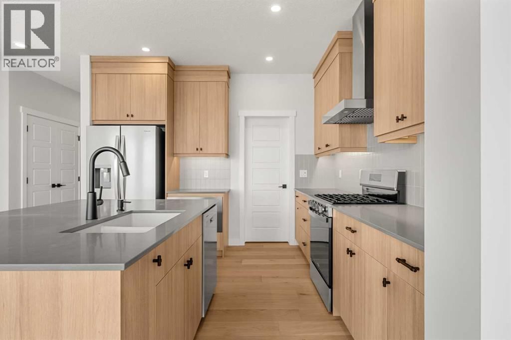 192 BELMONT PASS SOUTHWEST Image 11