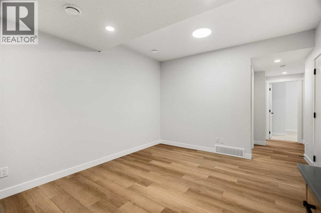 192 BELMONT PASS SOUTHWEST Image 38