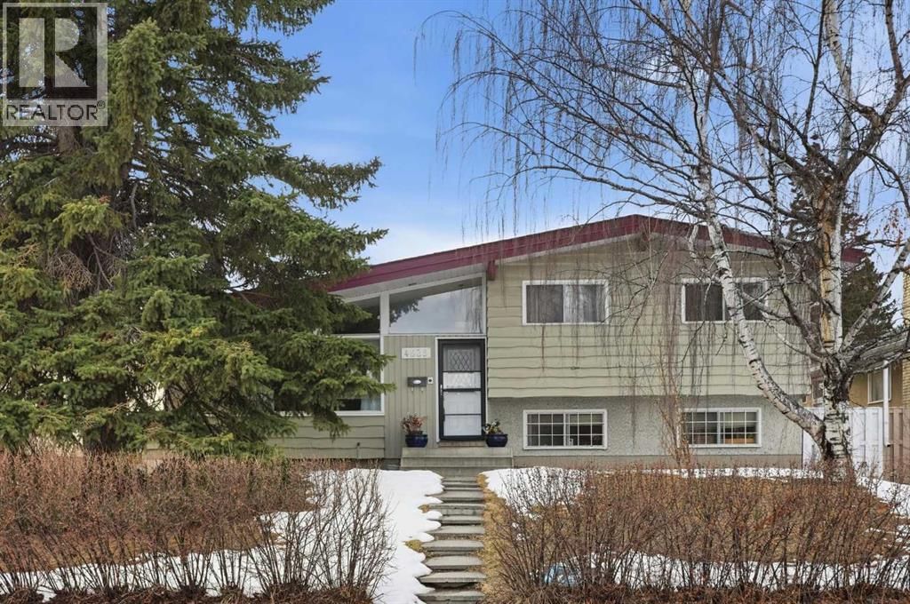 4539 VANDERGRIFT CRESCENT NORTHWEST Image 1