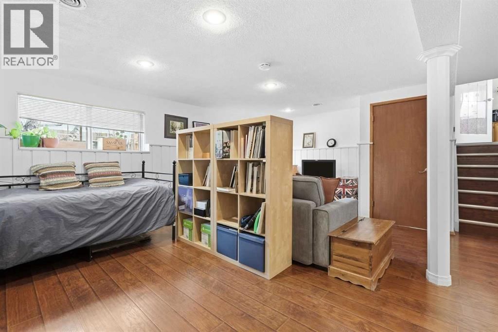 4539 VANDERGRIFT CRESCENT NORTHWEST Image 28