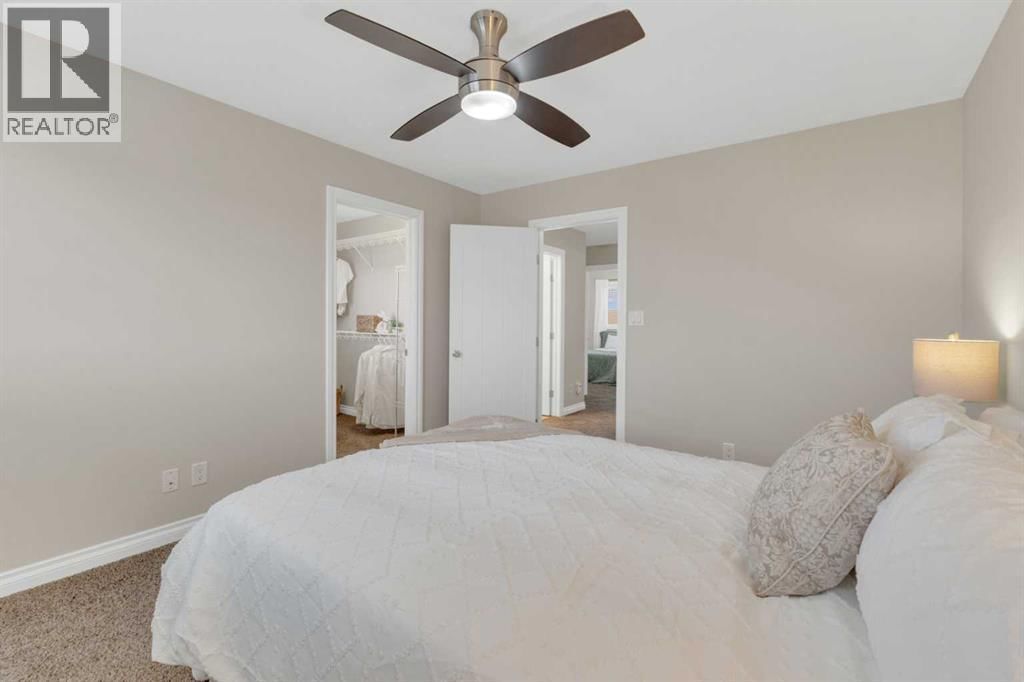 9 ROSS CLOSE Image 14