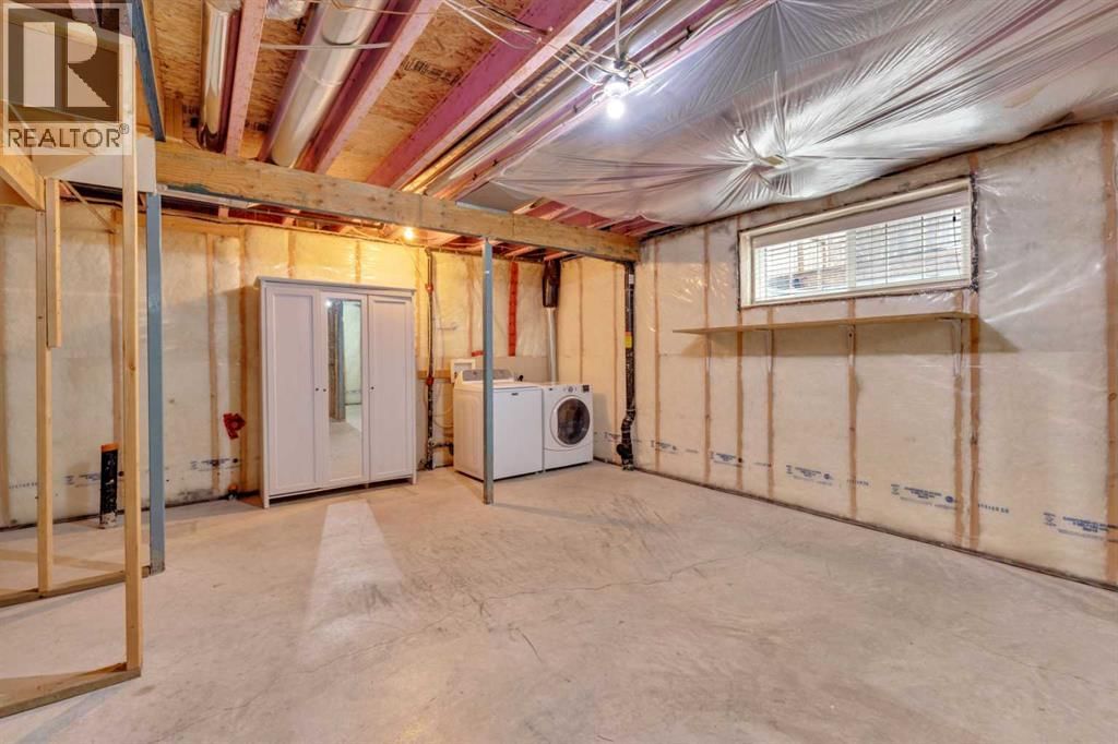 9 ROSS CLOSE Image 22