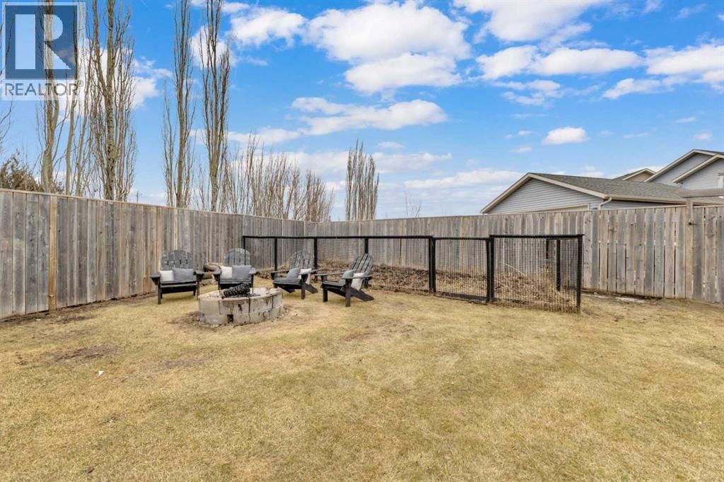 9 ROSS CLOSE Image 31