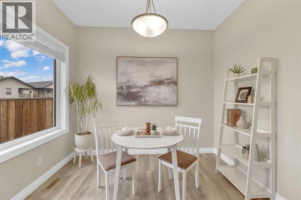 9 ROSS CLOSE Image 9